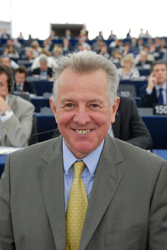 Fotografi 49: Pal SCHMITT in plenary session in Strasbourg.