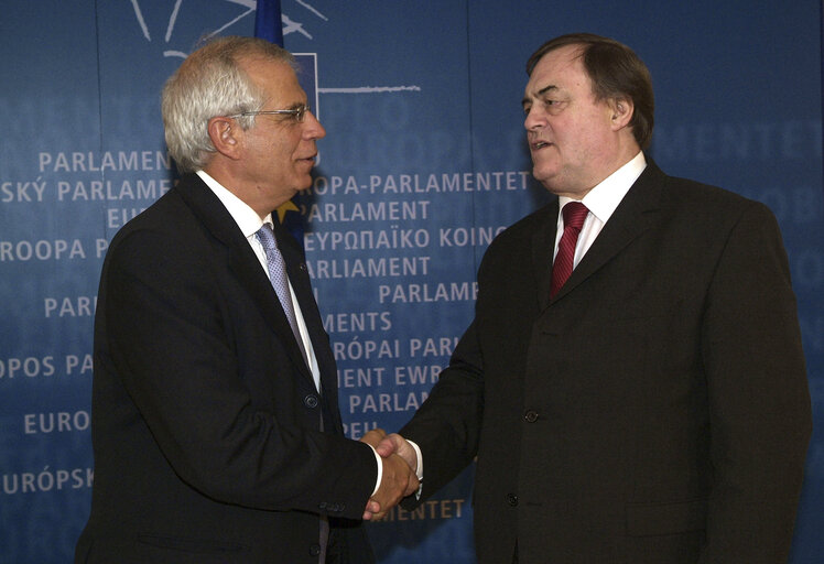 Fotografi 28: EP President meets with the UK Deputy Prime Minsiter and First Secretary of State.