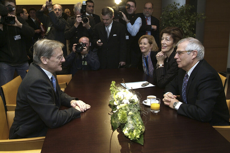 Fotografija 6: EP President meets with the Federal Chancellor of Austria.