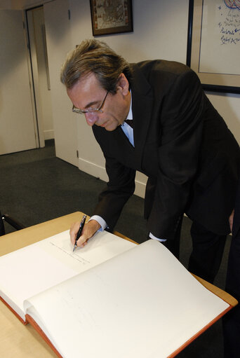 Foto 14: EP President has breakfast with the Mayor of Strasbourg.