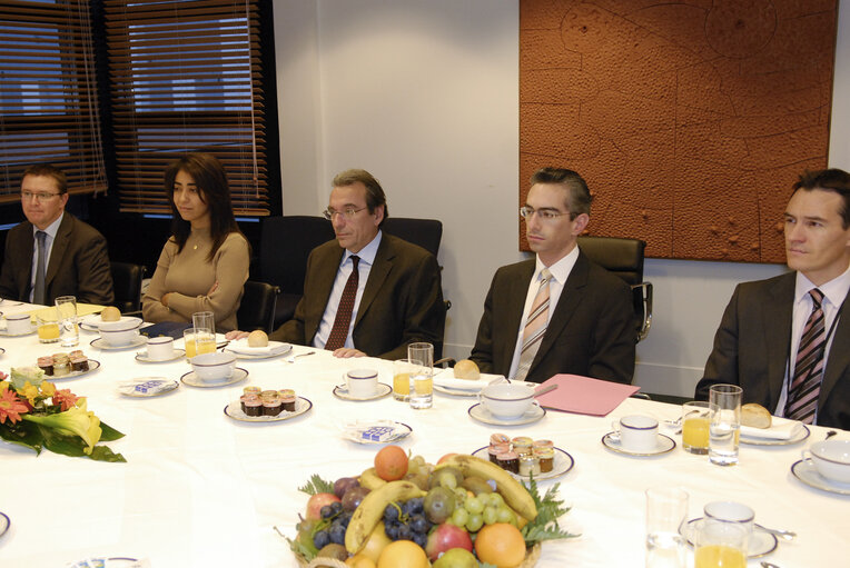 Foto 11: EP President has breakfast with the Mayor of Strasbourg.