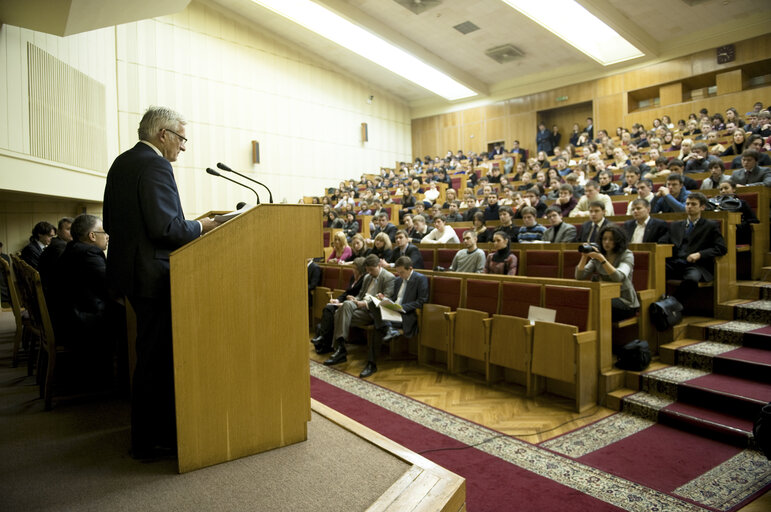 Fotografija 11: Official visit of the EP President to Kiev, Ukraine. Debate with students of International Relations of the Taras Shevchenko University.