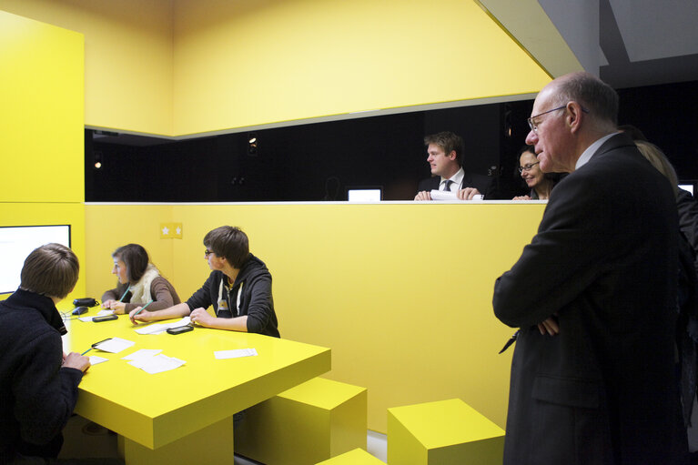 Fotografija 3: Bundestag President Norbert LAMMERT visits the Parlamentarium