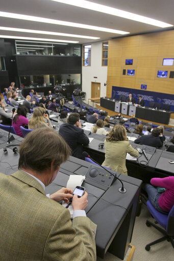 Press Conference of the Vice President of the EC Economic and Monetary Affairs and the Euro