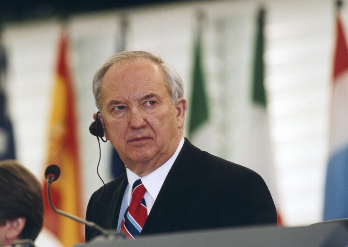 Φωτογραφία 8: Ingo FRIEDRICH in plenary session in Strasbourg.