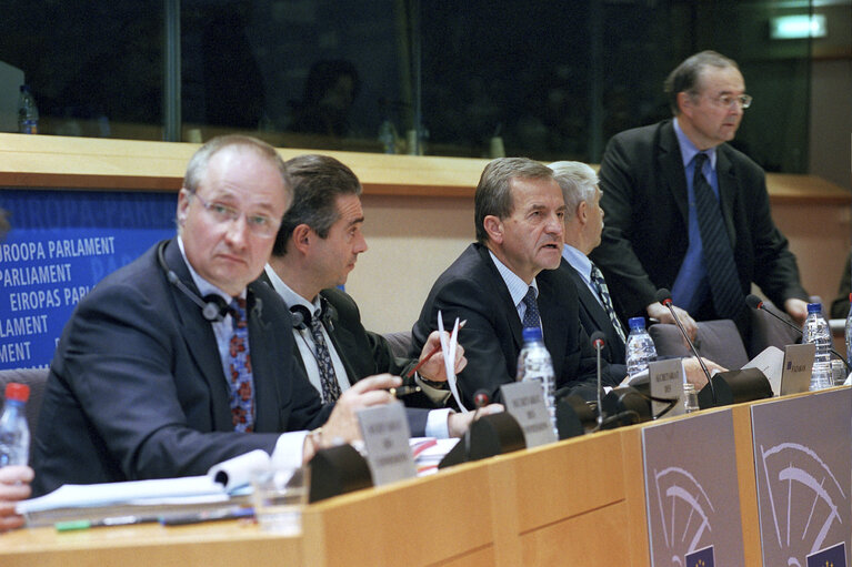 Foto 3: Hearing of the European Commissioner Designate for Taxation and Customs Union, Audit and Anti-Fraud