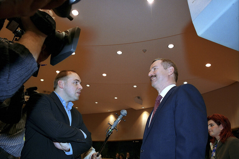 Foto 2: Hearing of the European Commissioner Designate for Taxation and Customs Union, Audit and Anti-Fraud