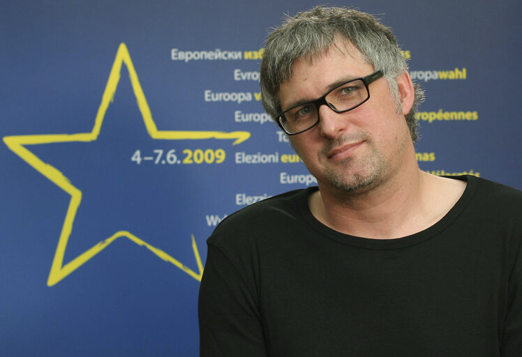 Photo 4: Members of the Polish rock band, Myslovitz are among the celebrities asked for a commercial that appeals to vote in the European Elections.
