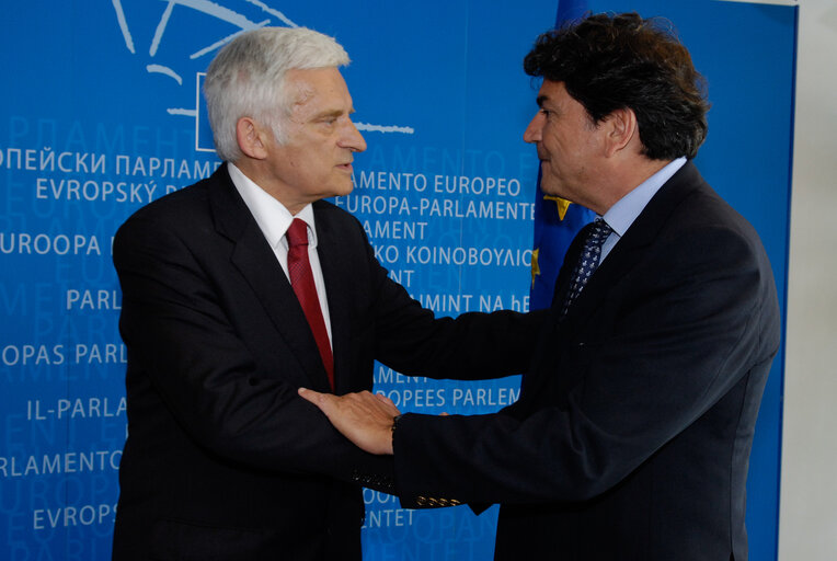 Photo 6: EP President meets the French Minister for European Affairs.