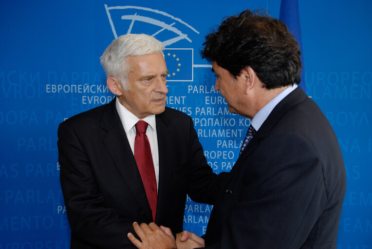 Photo 7: EP President meets the French Minister for European Affairs.