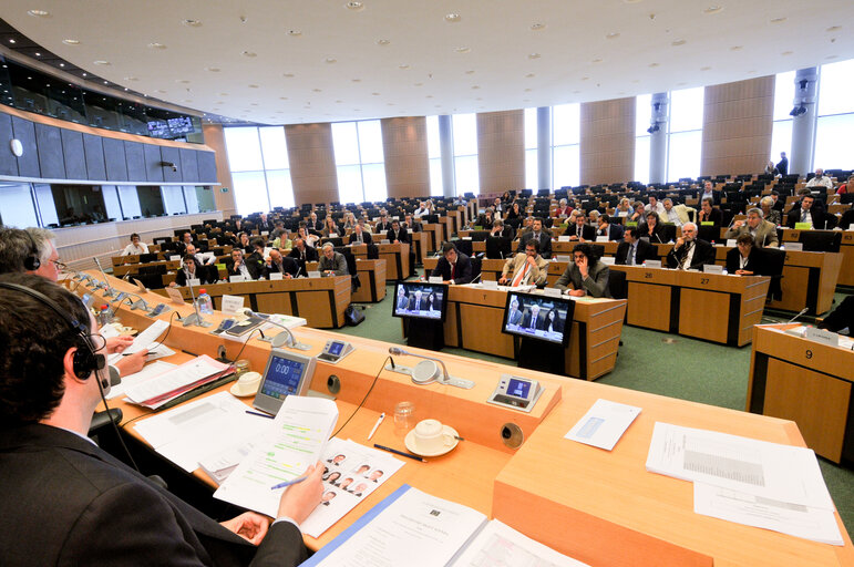 Foto 5: CONT committee constituent meeting for the 7th Parliamentary Term.