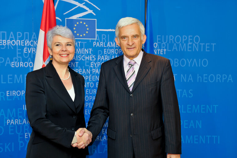 Fotogrāfija 8: EP President meets with the Prime Minister of Croatia.