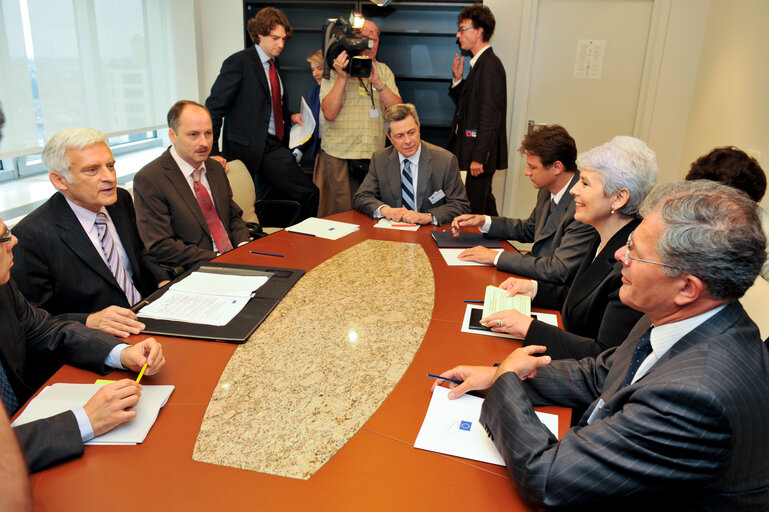 Fotogrāfija 6: EP President meets with the Prime Minister of Croatia.