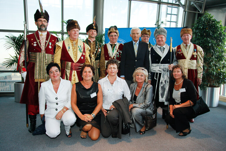 EP President meets with a delegation of Polish Brotherhood of Marksmen.