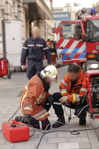 Fotografija 9: Intervention of firefighters near the EP in Brussels.