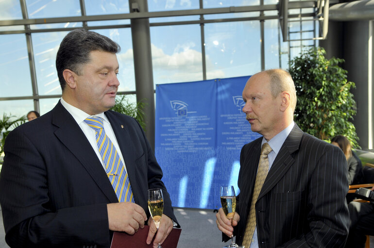 Photo 4 : Meeting with the President of Ukraine.