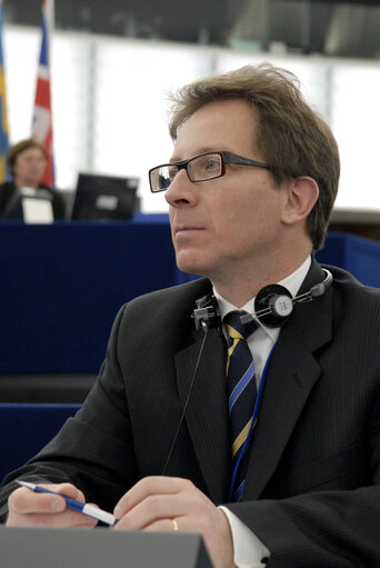 Nuotrauka 2: Swedish State Secretary to the Finance Minister at the plenary session in Strasbourg.