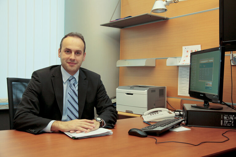 Снимка 6: Georgios PAPANIKOLAOU at the EP in Brussels.