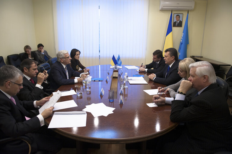 Foto 24: Official visit of the EP President to Kiev, Ukraine. Meeting with the opposition leader.