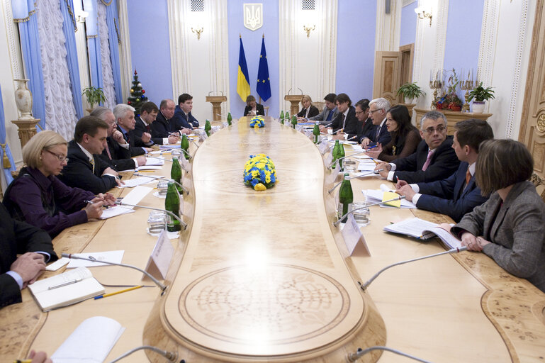 Foto 14: Official visit of the EP President to Kiev, Ukraine. Meeting with the Chairman of the Verkhovna Rada, the Ukranian Parliament.