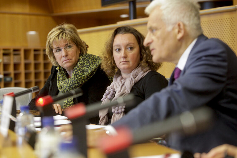 Fotografi 9: EP President meets with the European United Left / Nordic Green Left Group