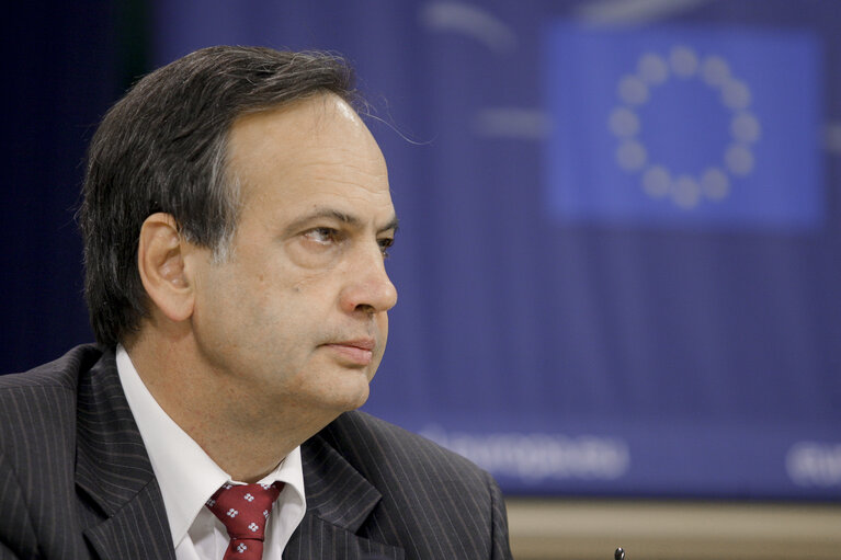 Empowering the European Maritime Safety Agency to efficiently prevent maritime pollution, piracy and accidents