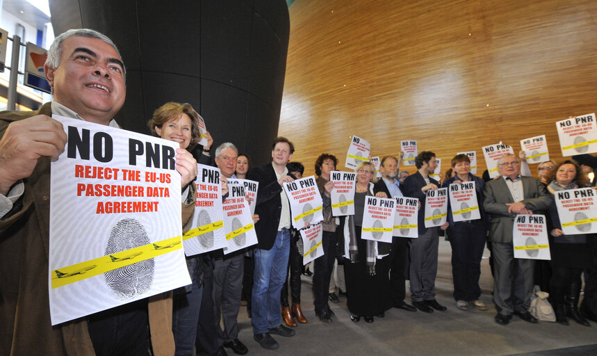 Foto 9: Demonstration against the PNR agreement