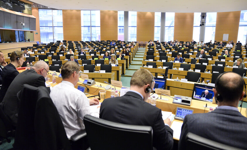 Foto 8: ITRE committee meeting.Public Hearing on ' Cybersecurity Act '.