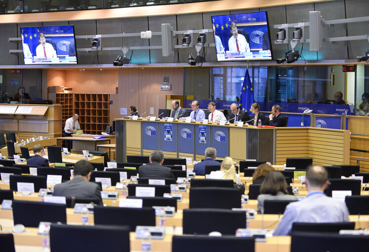 Foto 12: ITRE committee meeting.Public Hearing on ' Cybersecurity Act '.