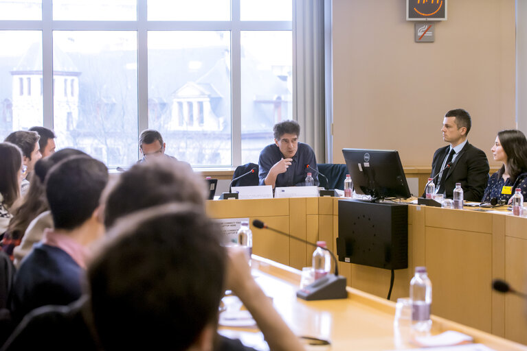 Photo 8: Seminar with students of the EPJT, French school of journalism