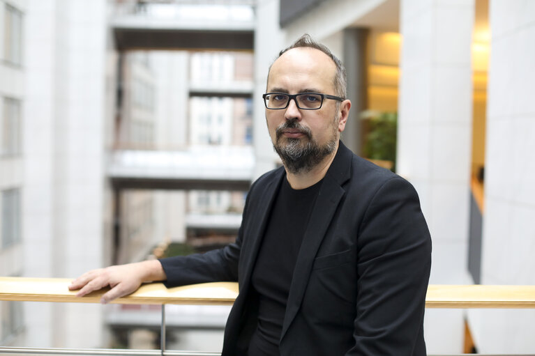 Fotografija 11: Michel REIMON MEP in the EP in Brussels