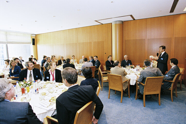 Fotografi 12: MEPs meet with the Belgian Enterprises Federation ( VBO / FEB )