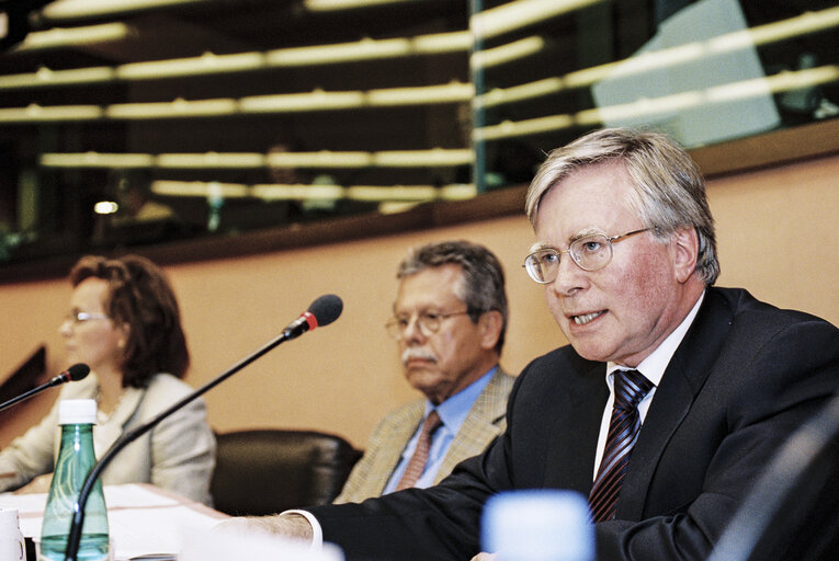 Fotografia 7: AFET Committee - Discussion with President of the International Criminal Court