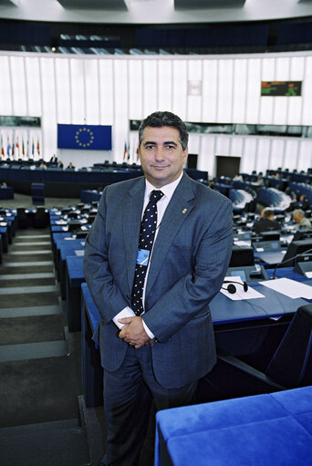 Foto 1: Portrait of MEP Juan Manuel FERRANDEZ LEZAUN in Strasbourg