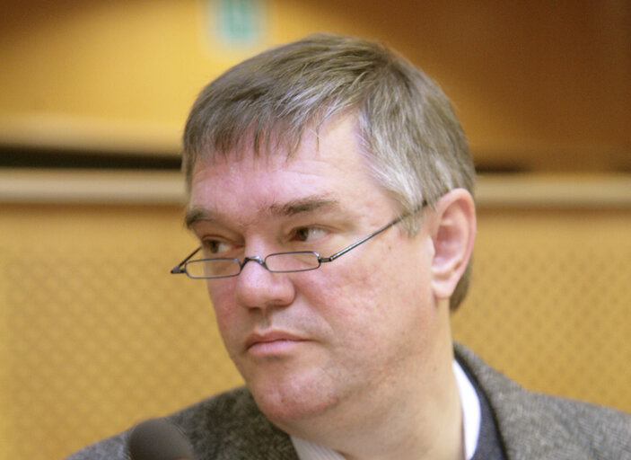 Jules MAATEN in a meeting at the EP in Brussels.