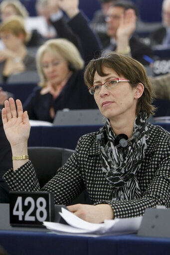 Fotografie 3: Sari ESSAYAH  in plenary session in Strasbourg.