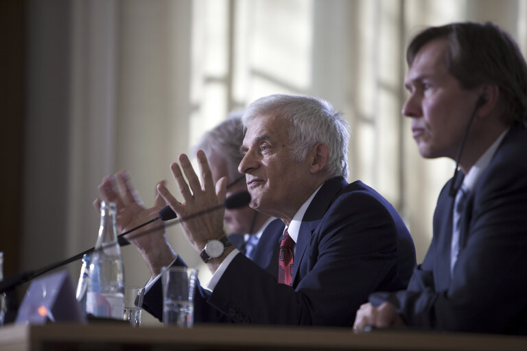 Nuotrauka 36: President of the European Parliament Jerzy Buzek visits Humboldt University, Berlin