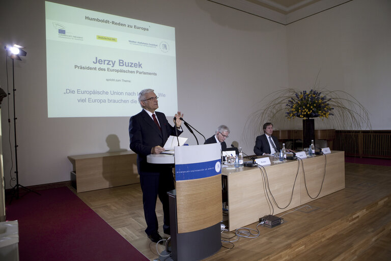 Nuotrauka 29: President of the European Parliament Jerzy Buzek visits Humboldt University, Berlin