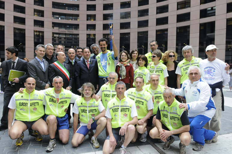 The arrival of athletes of Stella Bianca - Una speranza per la Somalia - Alessandria/Strasburgo 16-20 aprile 2010