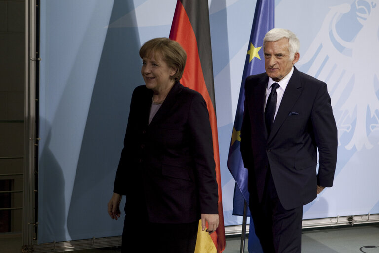 Nuotrauka 6: President of the European Parliament Jerzy Buzek meets German Chancellor