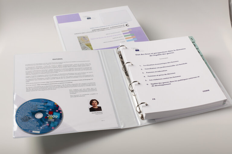 Fotogrāfija 27: Brochure - Départements thématiques - Policy Department