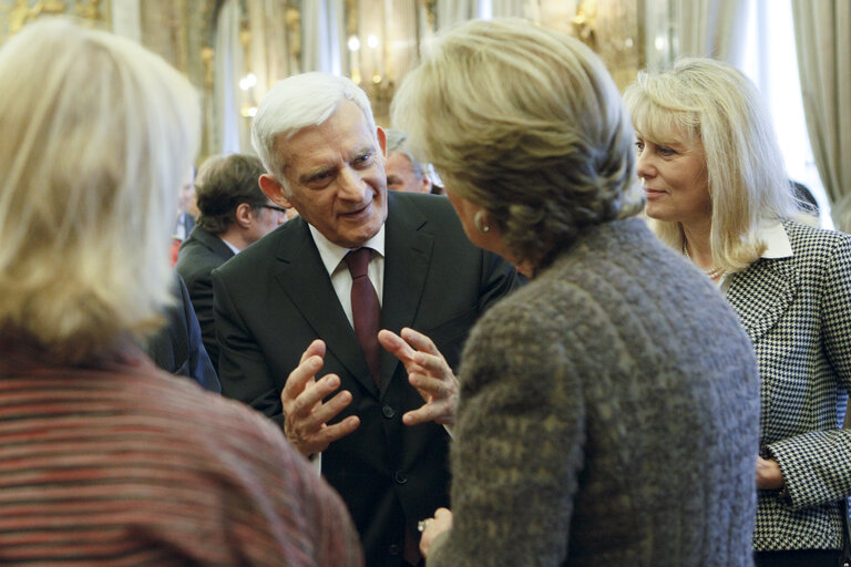 Fotografie 4: Jerzy Buzek, EP President, EP Vice-Presidents, MEPs and EP officials attend a New Year reception at the Belgian Royal Palace in Brussels