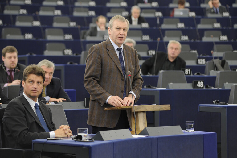 Photo 7 : Plenary session in Strasbourg - Review of the Belgian presidency of the Council - Council and Commission statements