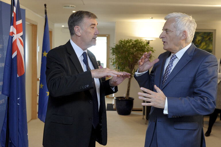 Снимка 4: Meeting with John Hogg, Speaker of the Australian Senate