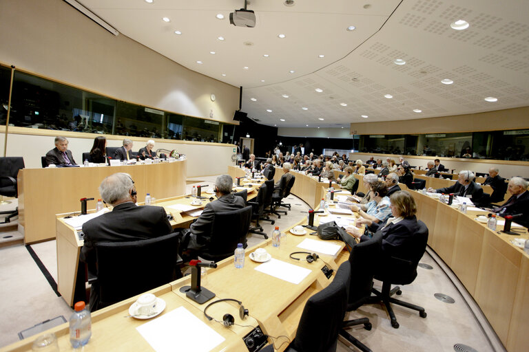 Fotografie 3: General assembly of the European Parliament Former Members Association