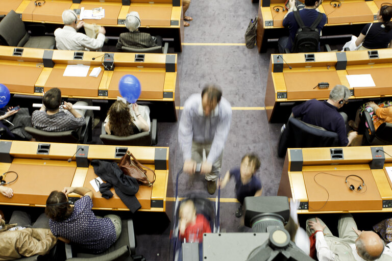 Fotografia 6: Debate European Parliament and Volunteering