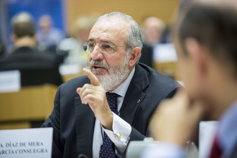 Zdjęcie 13: LIBE Committee meeting - Hearing of the candidate for the post of Europol Executive Director. Exchange of views with Catherine DE BOLLE