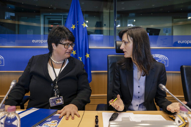 Foto 14: Debate on ' European Animation : Time for Action ' . How to help this dynamic sector fulfil its potential?