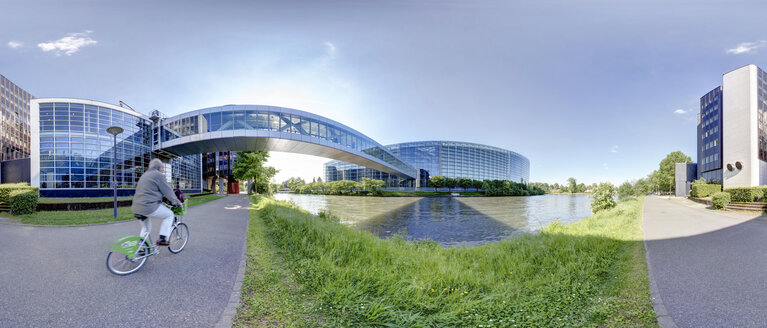 Nuotrauka 5: 360 Panoramic View of the European Parliament in Strasbourg