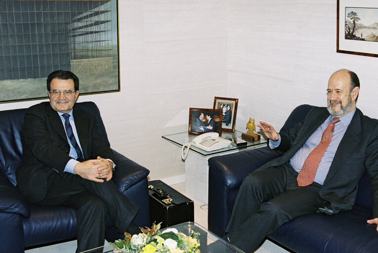 EP President meets with the new EC would-be President Romano PRODI in Brussels